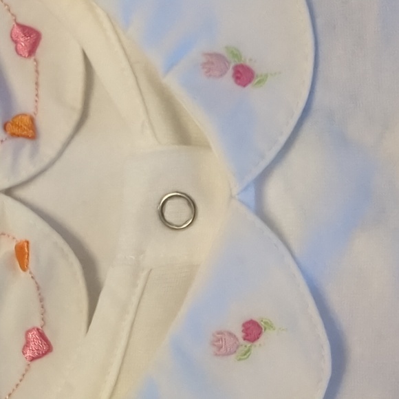 Gymboree bundle of two onesies - Picture 3 of 7